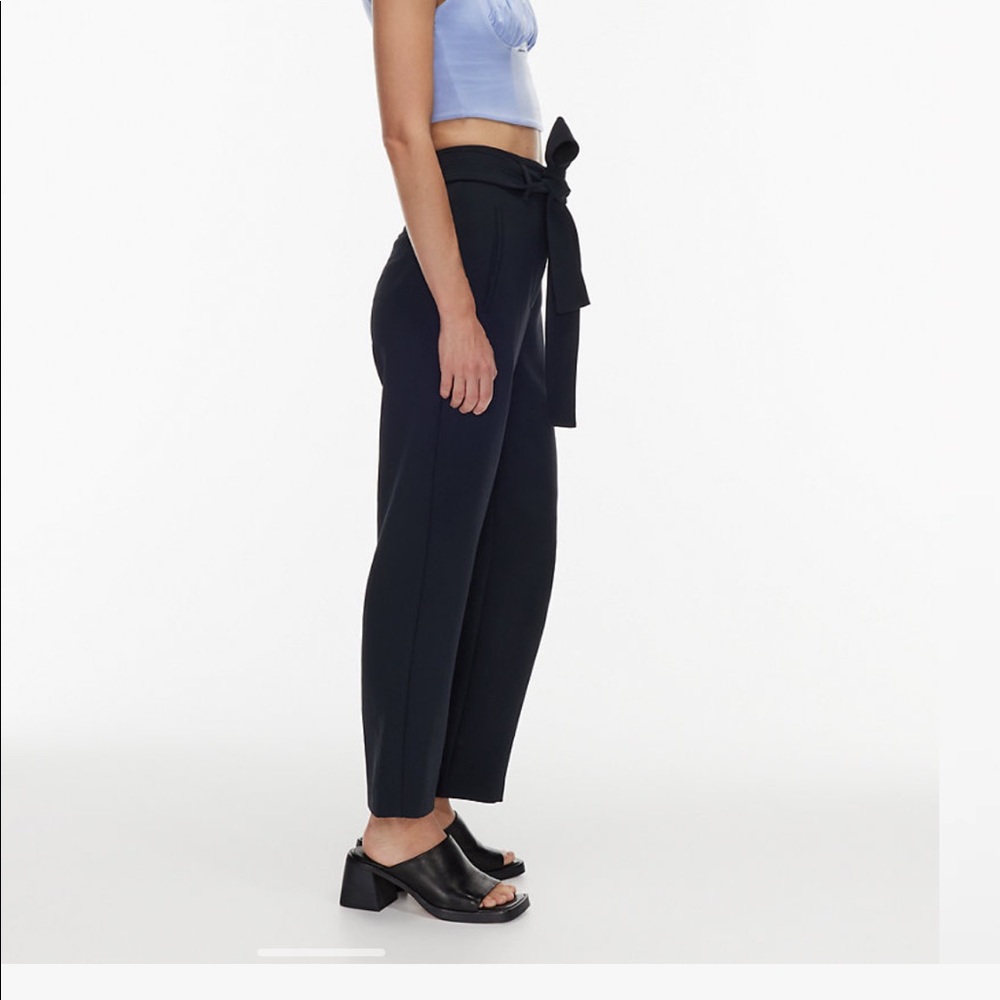 Aritzia Wilfred front tie pants in black, size 6.
